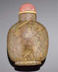 1800-1880 A puddingstone snuff bottle